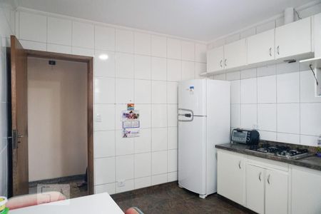 Casa à venda com 300m², 2 quartos e 2 vagasCozinha