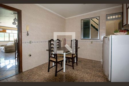 Apartamento à venda com 305m², 3 quartos e sem vaga Apartamento à venda com 305m², 3 quartos e sem vagaCozinha