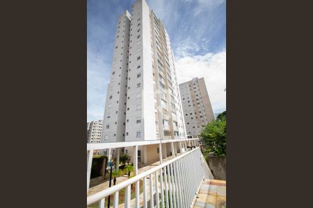 Apartamento para alugar com 41m², 2 quartos e 1 vaga Apartamento para alugar com 41m², 2 quartos e 1 vagaFachada