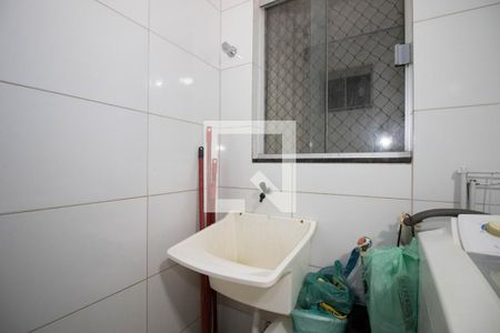 Apartamento para alugar com 55m², 2 quartos e sem vaga Apartamento para alugar com 55m², 2 quartos e sem vagaCozinha e Área de Serviço