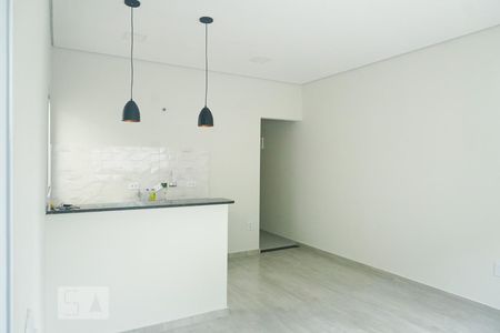 Casa para alugar com 49m², 2 quartos e 1 vagaSala/Cozinha