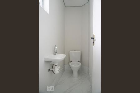 Lavabo de casa para alugar com 1 quarto, 39m² em Cidade Patriarca, São Paulo