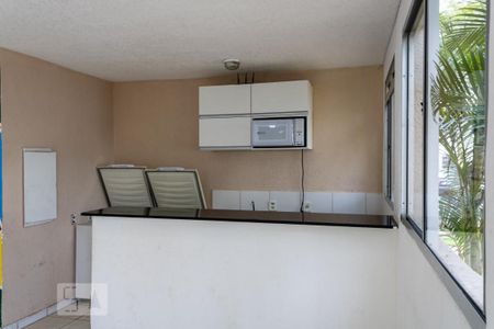 Apartamento para alugar com 50m², 2 quartos e 1 vaga Apartamento para alugar com 50m², 2 quartos e 1 vagaÁrea comum - Salão de festas