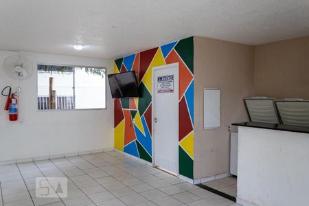 Apartamento para alugar com 50m², 2 quartos e 1 vaga Apartamento para alugar com 50m², 2 quartos e 1 vagaÁrea comum - Salão de festas