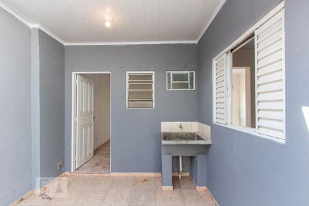 Casa para alugar com 45m², 1 quarto e sem vaga Casa para alugar com 45m², 1 quarto e sem vagaEntrada e Quintal
