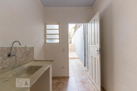 Casa para alugar com 45m², 1 quarto e sem vaga Casa para alugar com 45m², 1 quarto e sem vagaCozinha