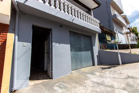 Casa para alugar com 45m², 1 quarto e sem vaga Casa para alugar com 45m², 1 quarto e sem vagaFachada
