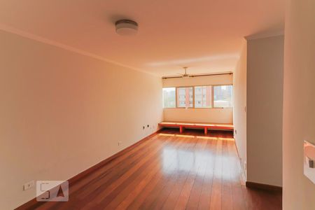 Sala de apartamento para alugar com 2 quartos, 80m² em Vila Pirajussara, São Paulo