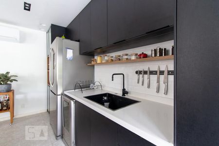 Apartamento para alugar com 178m², 2 quartos e 2 vagas Apartamento para alugar com 178m², 2 quartos e 2 vagasCozinha