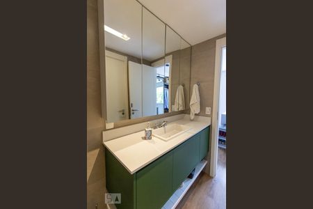 Apartamento para alugar com 178m², 2 quartos e 2 vagasBanheiro Suite 2