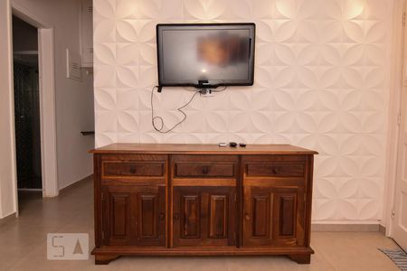 Sala de casa de condomínio para alugar com 2 quartos, 55m² em Vila Alzira, Guarujá