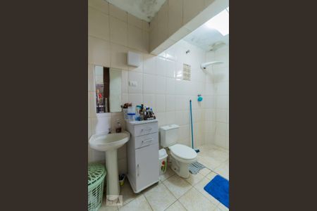 Casa à venda com 200m², 3 quartos e 1 vagaBanheiro