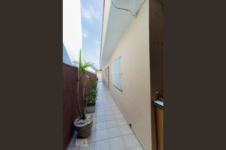 Casa à venda com 200m², 3 quartos e 1 vagaCorredor