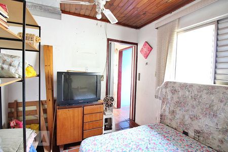 Casa à venda com 210m², 2 quartos e 2 vagasQuarto Edícula 