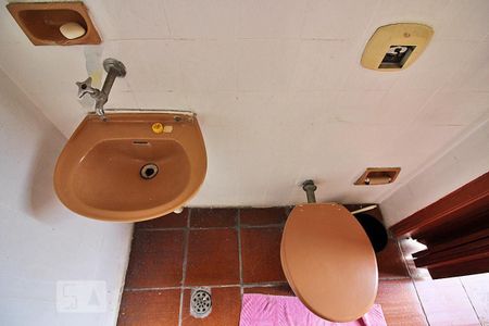 Casa à venda com 210m², 2 quartos e 2 vagasBanheiro Edícula 