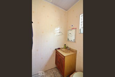 Casa à venda com 210m², 2 quartos e 2 vagasBanheiro Social