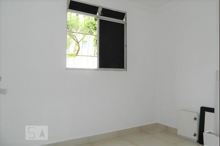 Quarto 1 de apartamento para alugar com 2 quartos, 50m² em Piratininga, Belo Horizonte