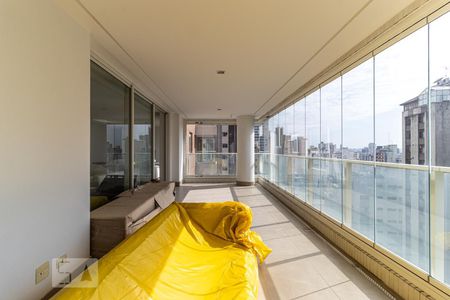 Varanda de apartamento à venda com 4 quartos, 270m² em Santa Cecília, São Paulo