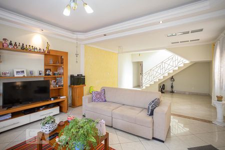 Sala de casa à venda com 3 quartos, 213m² em Cipava, Osasco