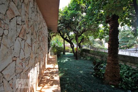 Casa à venda com 600m², 4 quartos e 8 vagasÁrea Externa