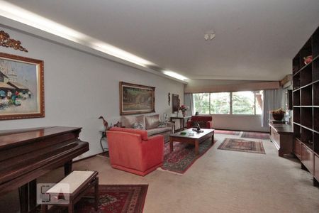 Casa à venda com 600m², 4 quartos e 8 vagasSala 2