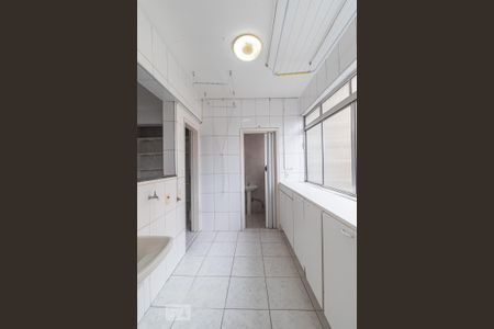 Apartamento à venda com 173m², 3 quartos e 1 vagaÁrea de serviço