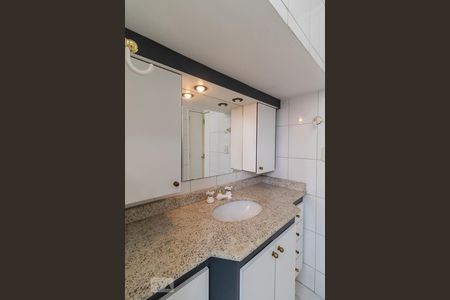 Apartamento à venda com 173m², 3 quartos e 1 vagaBanheiro social 1