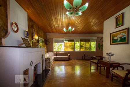 Sala de Estar de casa à venda com 3 quartos, 200m² em Glória, Porto Alegre