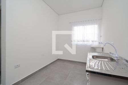 Cozinha de apartamento para alugar com 1 quarto, 40m² em Cidade Industrial Satélite de São Paulo, Guarulhos