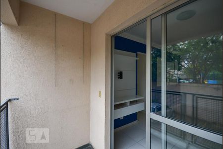 Sacada de apartamento à venda com 3 quartos, 66m² em Jardim Santa Emília, São Paulo