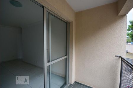 Sacada de apartamento à venda com 3 quartos, 66m² em Jardim Santa Emília, São Paulo
