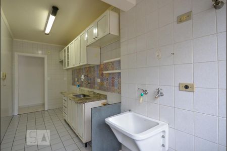 Apartamento à venda com 66m², 3 quartos e 1 vagaÁrea de Serviço