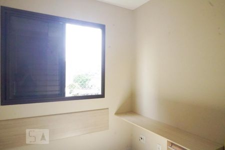 Quarto 1 de apartamento para alugar com 3 quartos, 55m² em Vila Araguaia, São Paulo