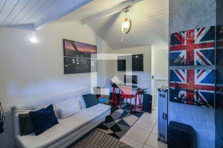 Casa de condomínio à venda com 122m², 3 quartos e 1 vagaSalão (3 andar)