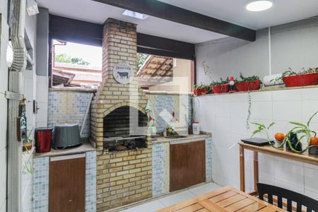 Casa de condomínio à venda com 122m², 3 quartos e 1 vagaÁrea Gourmet