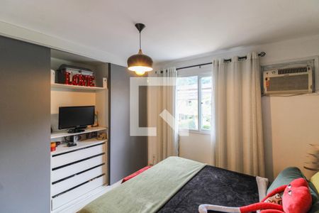 Casa de condomínio à venda com 122m², 3 quartos e 1 vagaSuíte 1