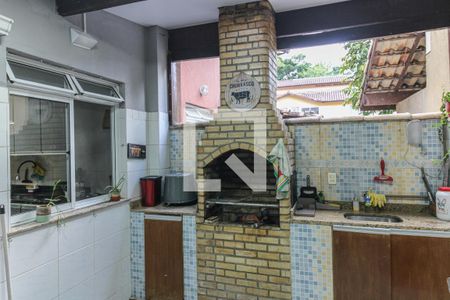 Casa de condomínio à venda com 122m², 3 quartos e 1 vagaÁrea Gourmet