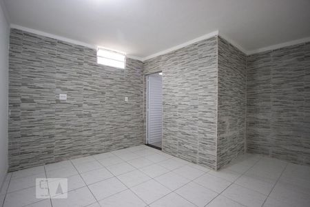 Sala 1 de casa para alugar com 1 quarto, 54m² em Parque José Alex André, Carapicuíba