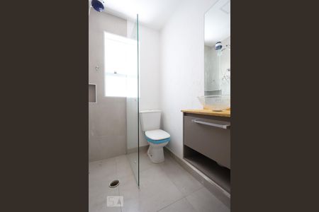 Casa para alugar com 80m², 2 quartos e sem vaga Casa para alugar com 80m², 2 quartos e sem vagaBanheiro