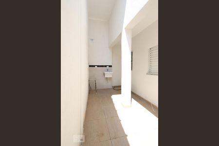 Casa para alugar com 80m², 2 quartos e sem vaga Casa para alugar com 80m², 2 quartos e sem vagaQuintal