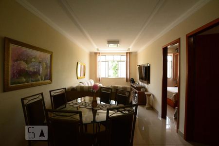 Sala de apartamento para alugar com 2 quartos, 65m² em Vila Valqueire, Rio de Janeiro