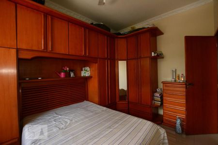 Quarto 1 de apartamento para alugar com 2 quartos, 65m² em Vila Valqueire, Rio de Janeiro