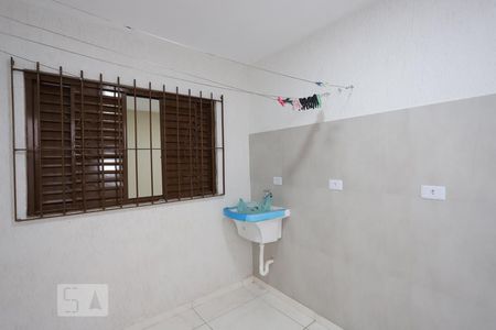 Casa para alugar com 60m², 2 quartos e sem vagaLavanderia