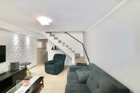 Sala de casa à venda com 2 quartos, 130m² em Vila Carrão, São Paulo