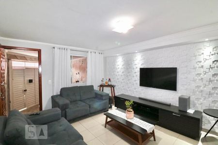 Sala de casa à venda com 2 quartos, 130m² em Vila Carrão, São Paulo