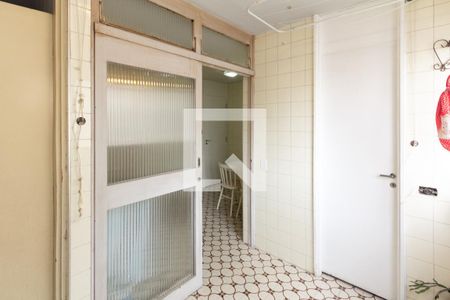 Apartamento para alugar com 110m², 3 quartos e 1 vagaÁrea de Serviço
