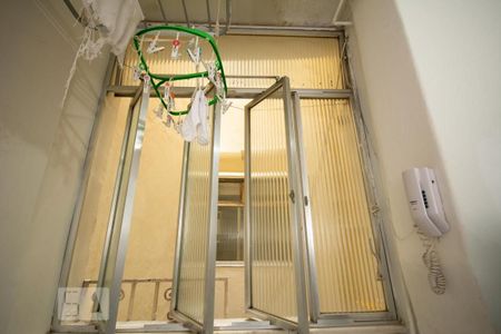 Apartamento à venda com 42m², 1 quarto e sem vagaÁrea de Serviço