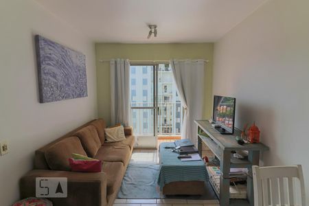 Apartamento para alugar com 60m², 2 quartos e 2 vagasSala