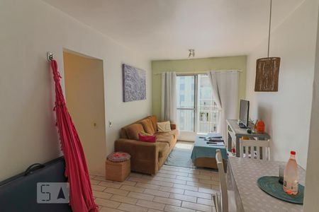 Apartamento para alugar com 60m², 2 quartos e 2 vagasSala