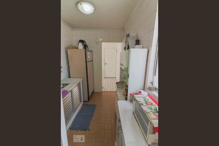 Apartamento para alugar com 60m², 2 quartos e 2 vagasCozinha